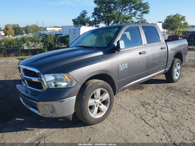 1C6RR7KG7KS506701 RAM 1500 Classic Tradesman 4x4 5&#039;7 Box