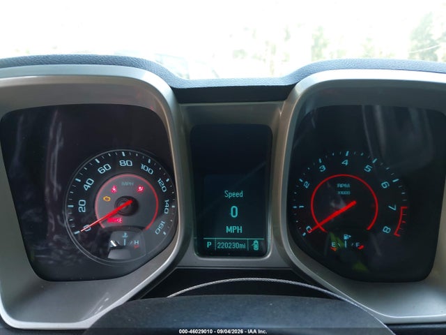 46029010 :رقم المزاد ، 2G1FB1E36F9301750 vin ، 2015 Chevrolet Camaro 2ls مزاد بيع