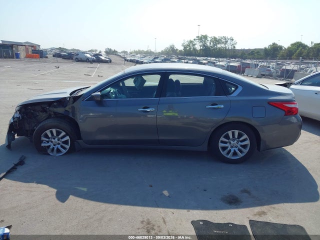 Продаж на аукціоні авто 2016 Nissan Altima 2.5 S, vin: 1N4AL3AP3GC266765, номер лоту: 46029013