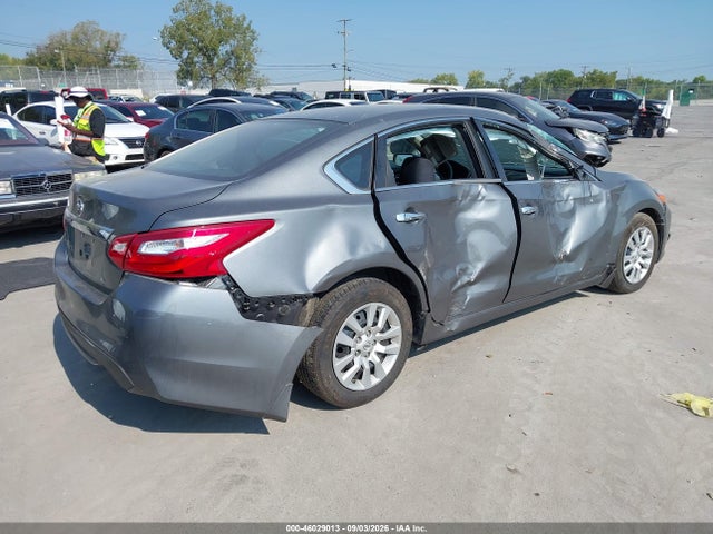 Продаж на аукціоні авто 2016 Nissan Altima 2.5 S, vin: 1N4AL3AP3GC266765, номер лоту: 46029013