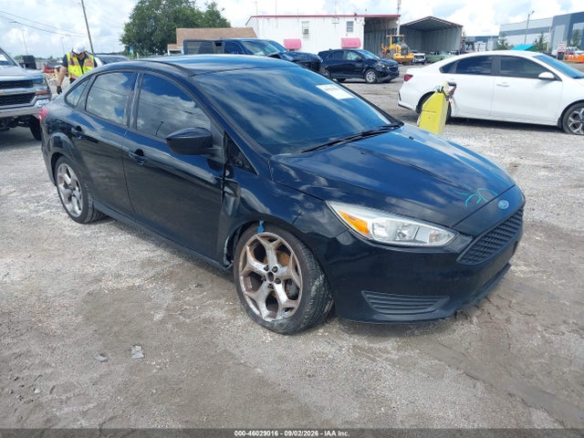 46029016 :رقم المزاد ، 1FADP3F22JL256458 vin ، 2018 Ford Focus Se مزاد بيع