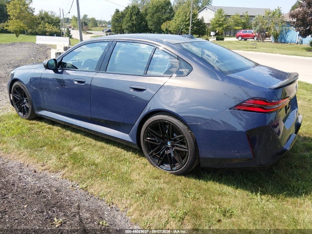 Продажа на аукционе авто 2027 Bmw M5, vin: WBS83FK04VCY32031, номер лота: 46029037