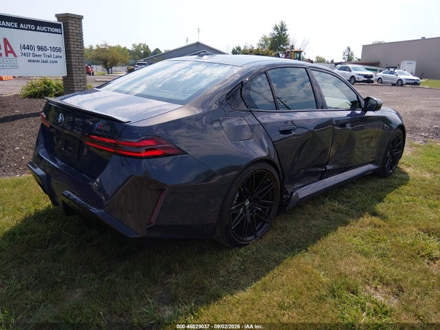 Продажа на аукционе авто 2027 Bmw M5, vin: WBS83FK04VCY32031, номер лота: 46029037