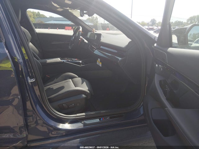 Продажа на аукционе авто 2027 Bmw M5, vin: WBS83FK04VCY32031, номер лота: 46029037