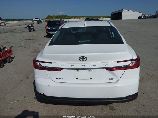 2025 Toyota Camry Le მანქანა იყიდება აუქციონზე, vin: 4T1DAACKXSU587428, აუქციონის ნომერი: 46029039