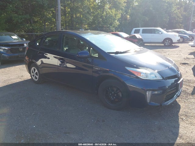 46029040 :رقم المزاد ، JTDKN3DU2F0434504 vin ، 2015 Toyota Prius Two مزاد بيع