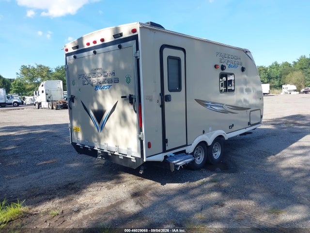 Freedom Express Other 2019 52T2FEFB0KS033258 Image 4