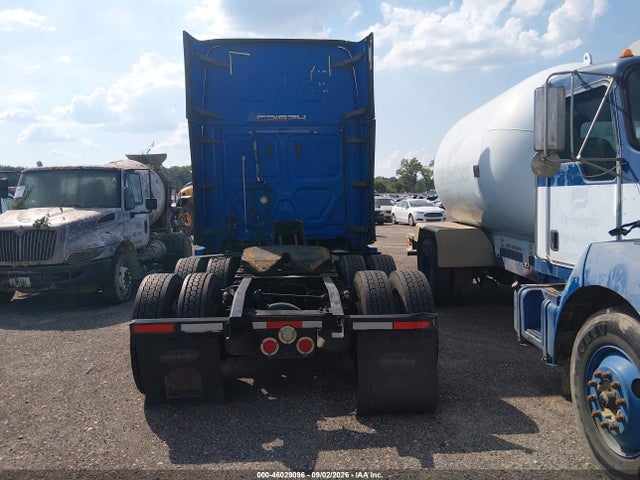 2019 Freightliner New Cascadia 126 მანქანა იყიდება აუქციონზე, vin: 1FUJHHDRXKLKP4384, აუქციონის ნომერი: 46029096