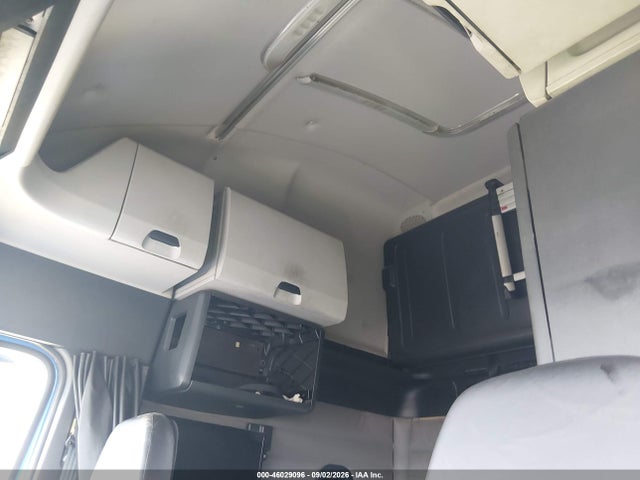 2019 Freightliner New Cascadia 126 მანქანა იყიდება აუქციონზე, vin: 1FUJHHDRXKLKP4384, აუქციონის ნომერი: 46029096