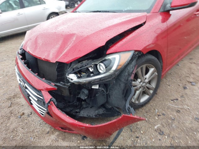 2018 Hyundai Elantra Sel მანქანა იყიდება აუქციონზე, vin: 5NPD84LF9JH322092, აუქციონის ნომერი: 46029097