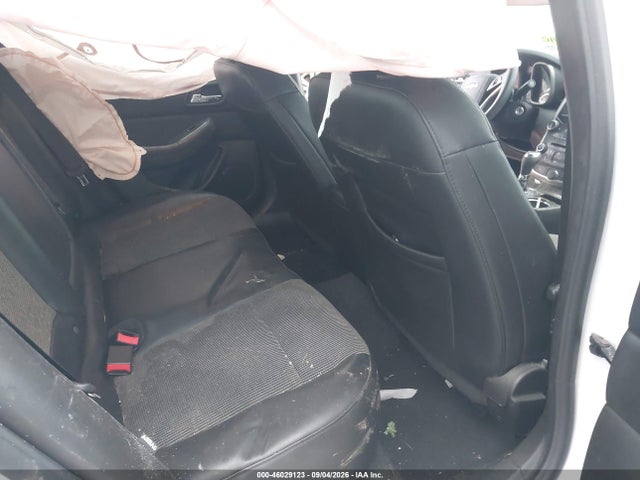 Продажа на аукционе авто 2015 Chevrolet Malibu 1lt, vin: 1G11C5SL6FF204655, номер лота: 46029123