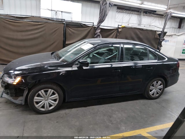 3VW2B7AJ0HM414047 Volkswagen Jetta 1.4t S