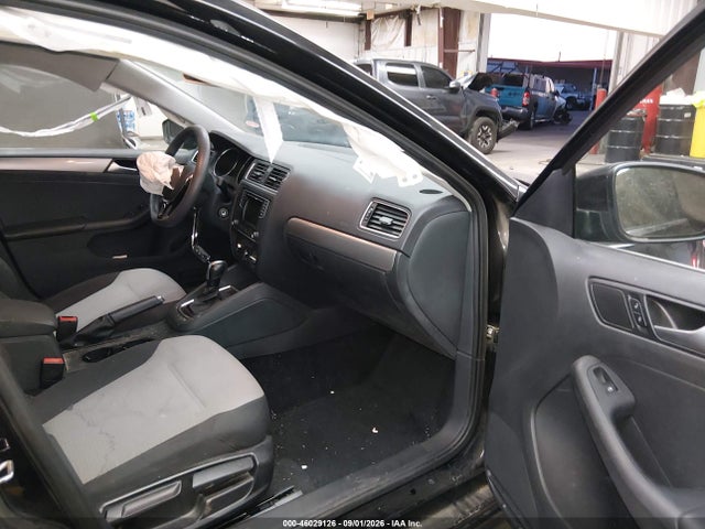 3VW2B7AJ0HM414047 Volkswagen Jetta 1.4t S
