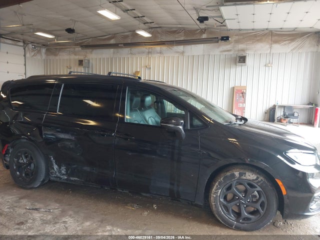 Продажа на аукционе авто 2022 Chrysler Pacifica Hybrid Limited, vin: 2C4RC1S73NR119138, номер лота: 46029161