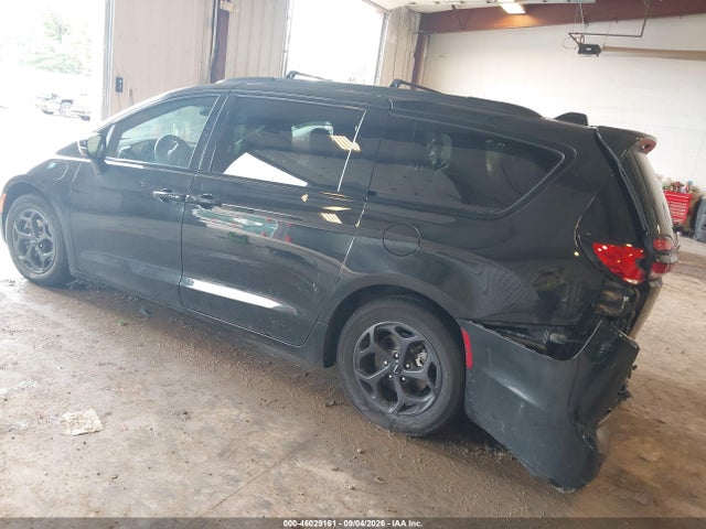 Продажа на аукционе авто 2022 Chrysler Pacifica Hybrid Limited, vin: 2C4RC1S73NR119138, номер лота: 46029161