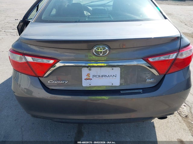 46029170 :رقم المزاد ، 4T1BF1FK5HU321179 vin ، 2017 Toyota Camry Se مزاد بيع