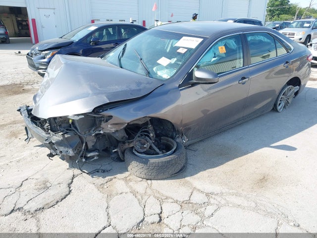 46029170 :رقم المزاد ، 4T1BF1FK5HU321179 vin ، 2017 Toyota Camry Se مزاد بيع