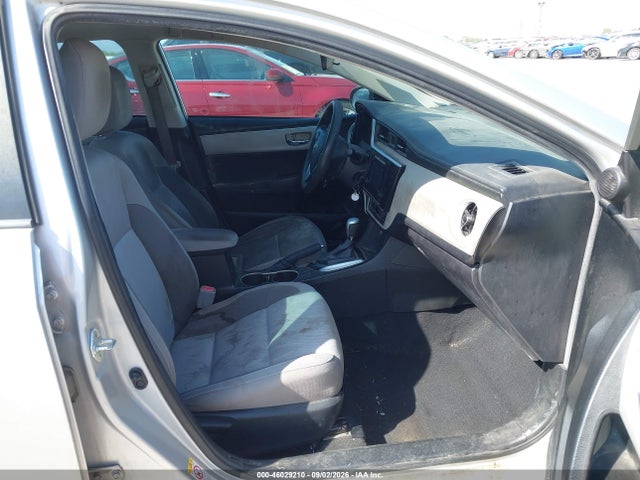 Toyota COROLLA LE 2018 5YFBURHE2JP810951 Image 5
