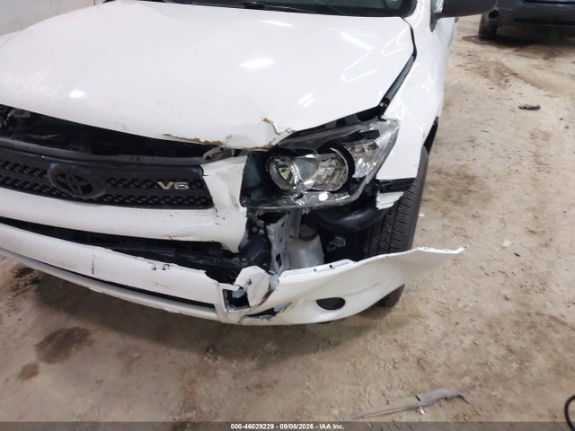 Продажа на аукционе авто 2008 Toyota Rav4 Base V6, vin: JTMBK33V285056032, номер лота: 46029229