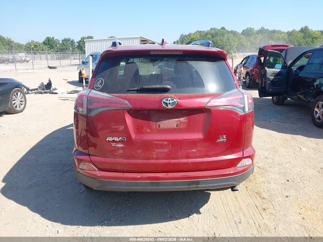 2018 Toyota Rav4 Le მანქანა იყიდება აუქციონზე, vin: JTMBFREV5JD255494, აუქციონის ნომერი: 46029243