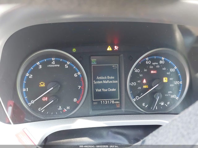 2018 Toyota Rav4 Le მანქანა იყიდება აუქციონზე, vin: JTMBFREV5JD255494, აუქციონის ნომერი: 46029243