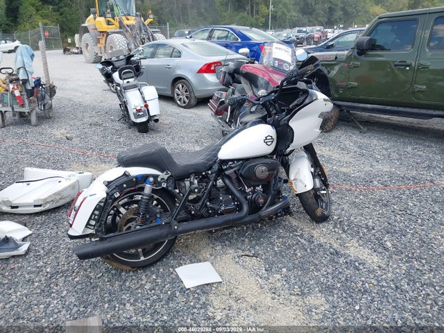 46029288 :رقم المزاد ، 1HD1KH71XSB631100 vin ، 2025 Harley-davidson Fltrx مزاد بيع