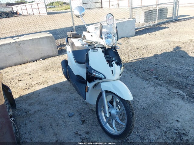 2021 ZAPM898G4M7002152 zdjęcie główne