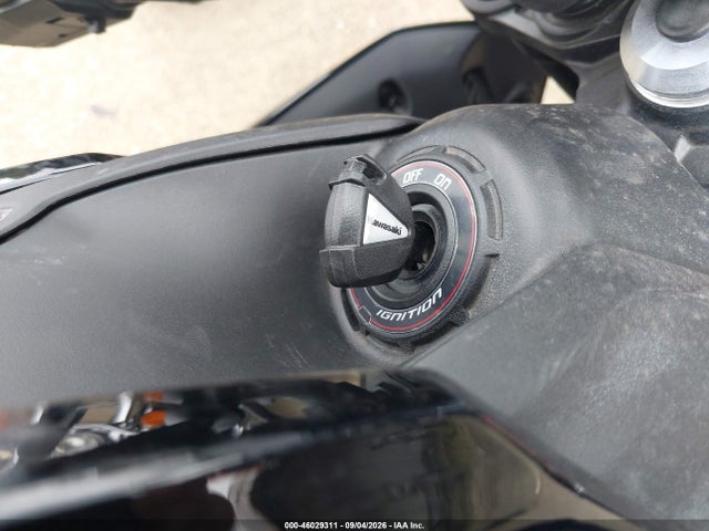 Kawasaki Zr900 F 2024 ML5ZRDF16RDA72070 Image 11
