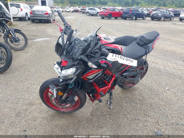 Kawasaki Zr900 F 2024 ML5ZRDF16RDA72070 Image 2