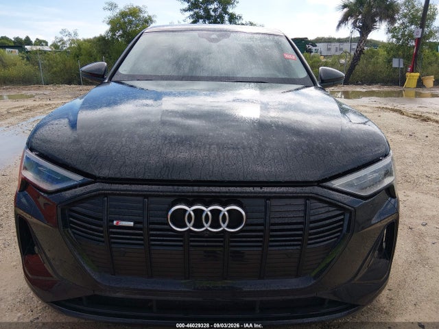2021 Audi E-tron Sportback Prestige Quattro მანქანა იყიდება აუქციონზე, vin: WA13AAGE5MB024350, აუქციონის ნომერი: 46029328