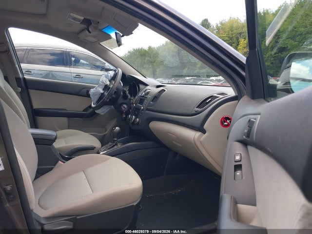 2011 Kia Forte Ex მანქანა იყიდება აუქციონზე, vin: KNAFU5A25B5348200, აუქციონის ნომერი: 46029379