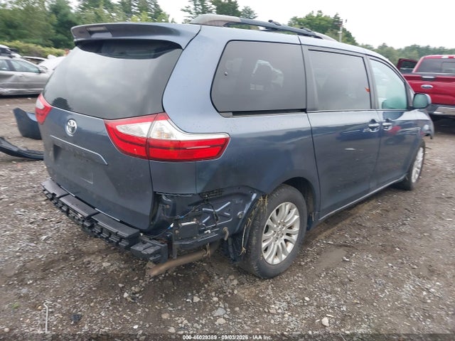 5TDYK3DC3FS683417 Toyota Sienna Xle 8 Passenger