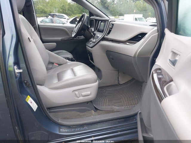 5TDYK3DC3FS683417 Toyota Sienna Xle 8 Passenger