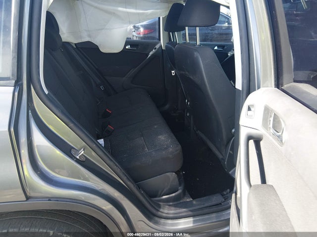 Продажа на аукционе авто 2018 Volkswagen Tiguan Limited 2.0t, vin: WVGAV7AX1JK003470, номер лота: 46029431