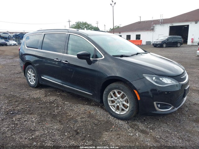 Продажа на аукционе авто 2020 Chrysler Pacifica Touring L, vin: 2C4RC1BG9LR230130, номер лота: 46029436