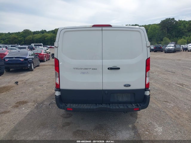 2019 Ford Transit-250 მანქანა იყიდება აუქციონზე, vin: 1FTYR1ZM2KKB59551, აუქციონის ნომერი: 46029445