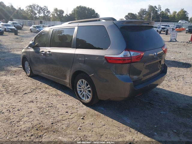 Продажа на аукционе авто 2017 Toyota Sienna Xle 8 Passenger, vin: 5TDYZ3DC1HS865292, номер лота: 46029447