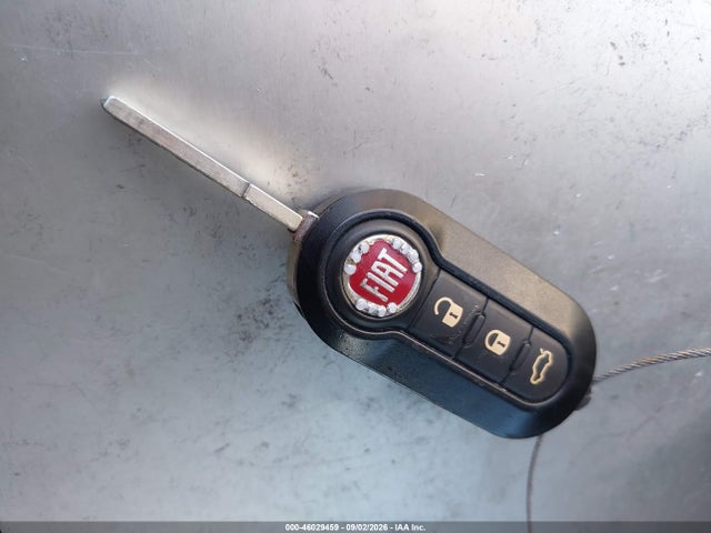 46029459 :رقم المزاد ، 3C3CFFKH8KT820385 vin ، 2019 Fiat 500 Pop مزاد بيع