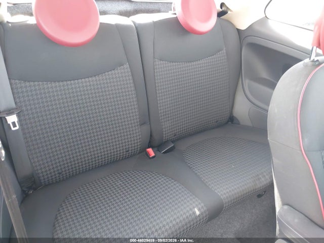 46029459 :رقم المزاد ، 3C3CFFKH8KT820385 vin ، 2019 Fiat 500 Pop مزاد بيع