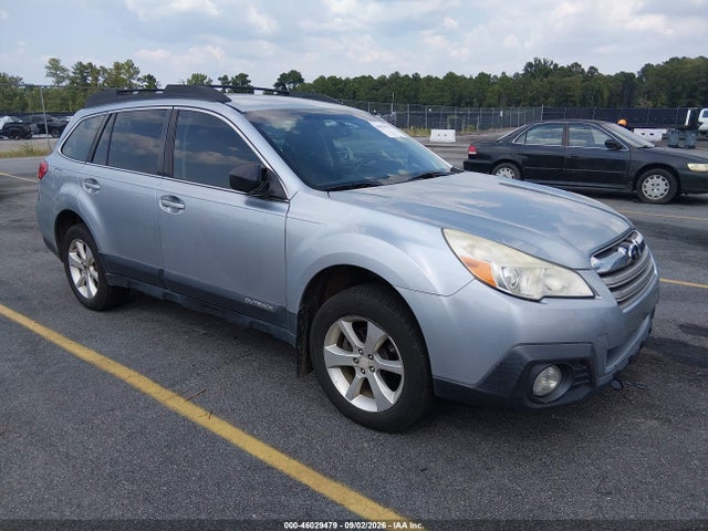 46029479 :رقم المزاد ، 4S4BRBAC6E3321805 vin ، 2014 Subaru Outback 2.5i مزاد بيع