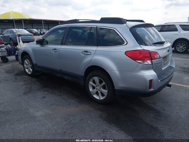 46029479 :رقم المزاد ، 4S4BRBAC6E3321805 vin ، 2014 Subaru Outback 2.5i مزاد بيع