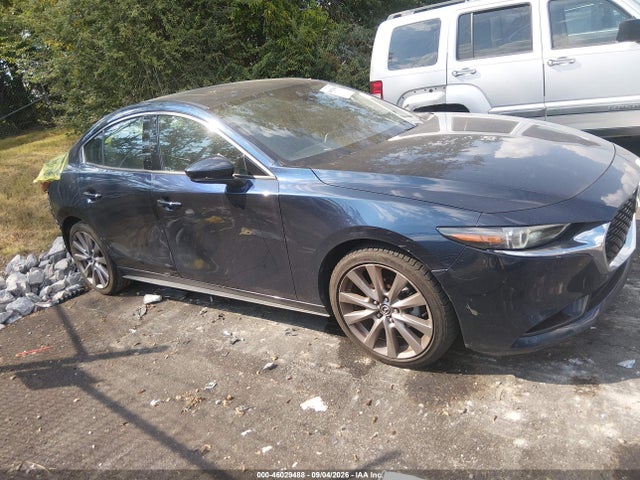 2019 Mazda Mazda3 Premium Package მანქანა იყიდება აუქციონზე, vin: 3MZBPAEMXKM101808, აუქციონის ნომერი: 46029488