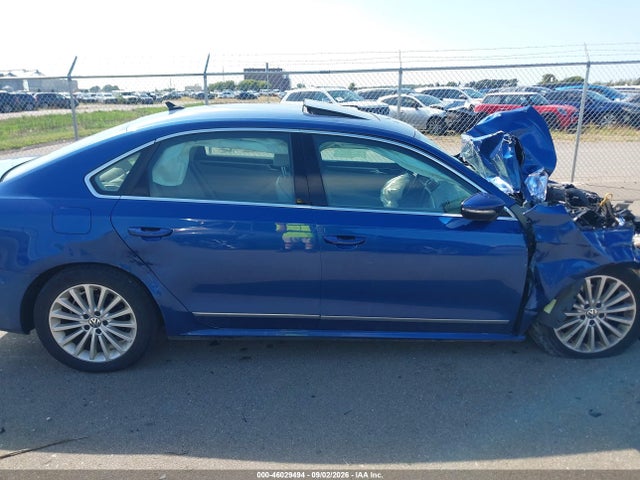 2017 Volkswagen Passat 1.8t Se მანქანა იყიდება აუქციონზე, vin: 1VWBT7A32HC050357, აუქციონის ნომერი: 46029494