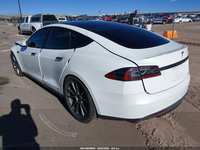 Tesla Model S 85d/p85d 2015 5YJSA1E48FF117259 Image 3