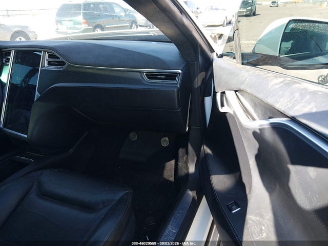 Tesla Model S 85d/p85d 2015 5YJSA1E48FF117259 Image 5