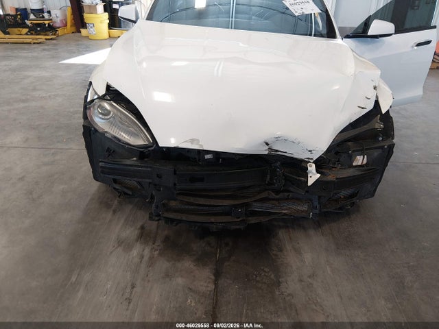 Tesla Model S 85d/p85d 2015 5YJSA1E48FF117259 Image 6