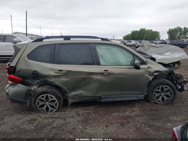 2019 Subaru Forester Premium მანქანა იყიდება აუქციონზე, vin: JF2SKAEC9KH441014, აუქციონის ნომერი: 46029562