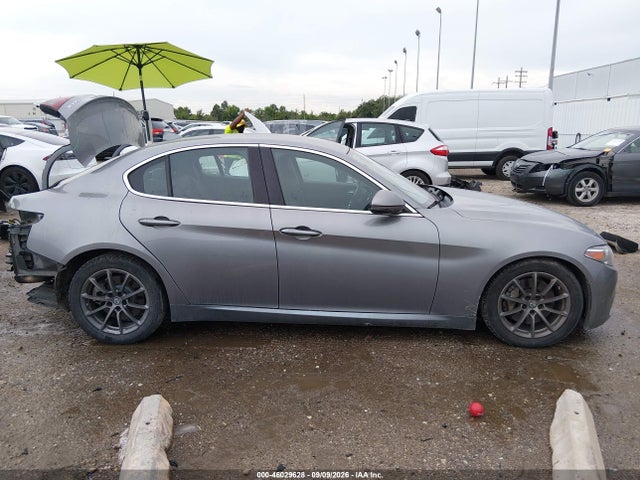 Alfa Romeo Giulia Rwd 2018 ZARFAEBN2J7581822 Image 14
