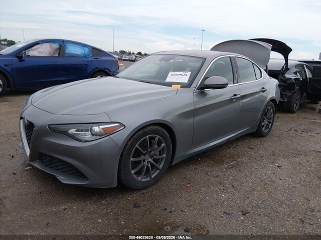 Alfa Romeo Giulia Rwd 2018 ZARFAEBN2J7581822 Image 2