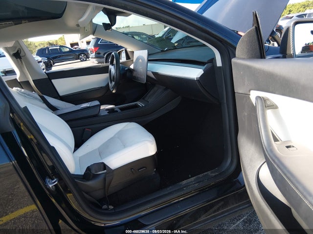 Продажа на аукционе авто 2021 Tesla Model Y Performance Dual Motor All-wheel Drive, vin: 5YJYGDEF7MF252709, номер лота: 46029638